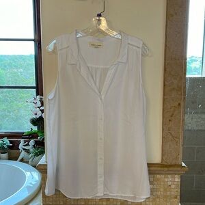 Cloth & Stone button front blouse , strait hem L